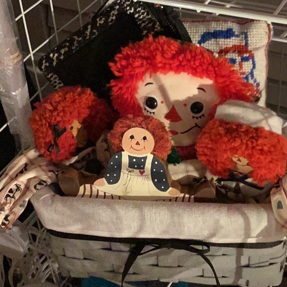 Raggedy Set - Picture 1 of 1